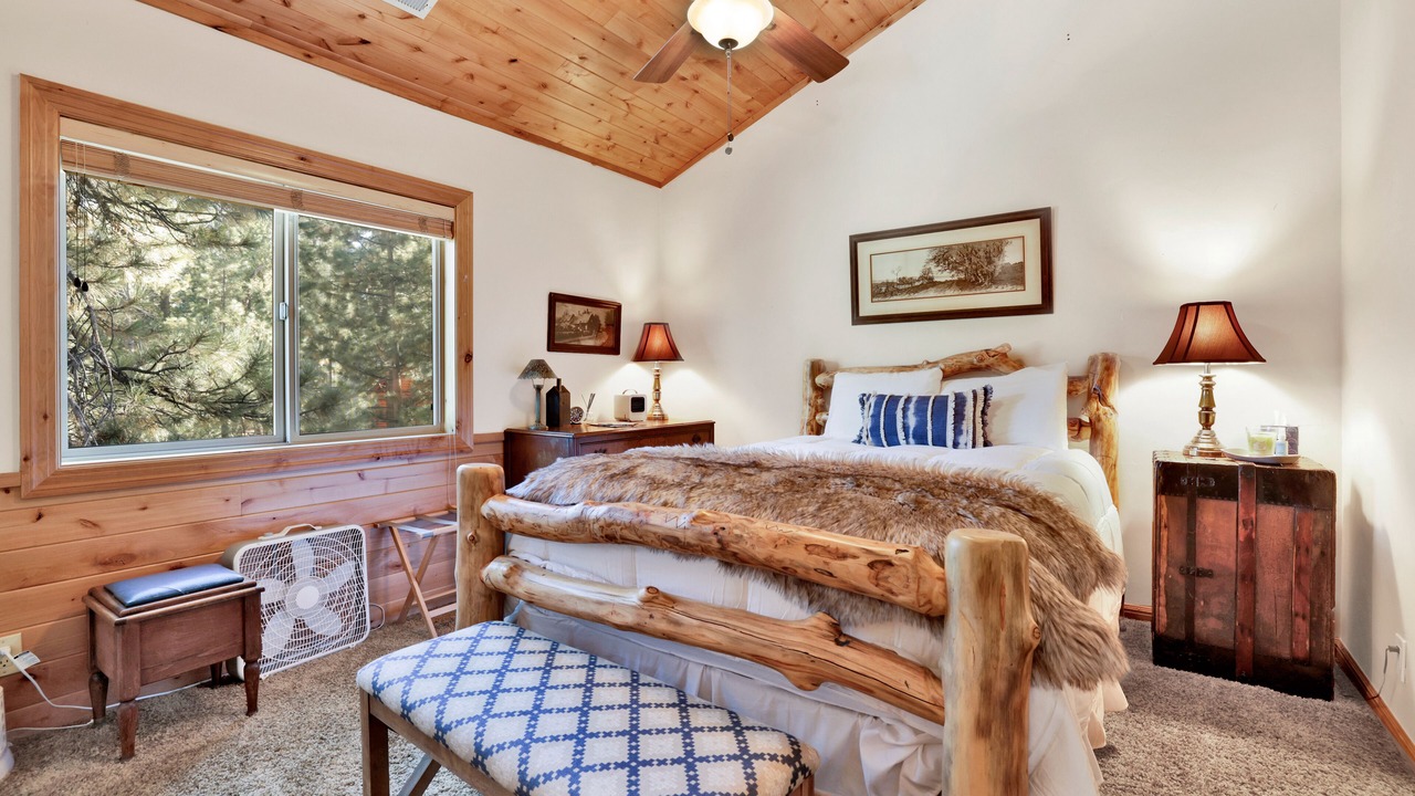Photo of Bedroom in Eagle Mountain Estates
