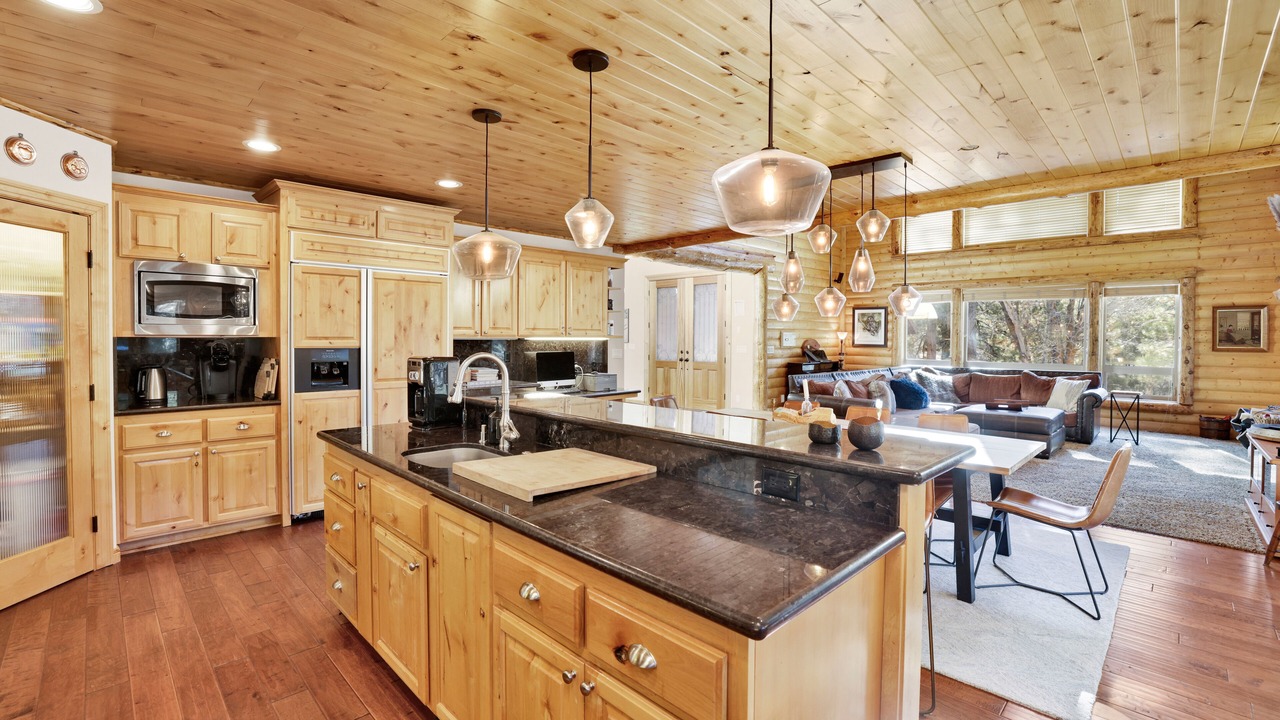 Photo of Kitchen in Eagle Mountain Estates