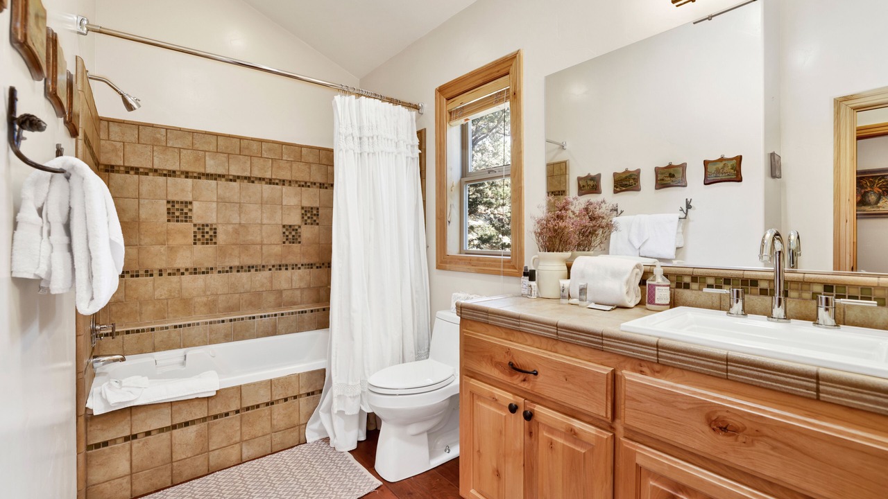 Photo of Bathroom in Eagle Mountain Estates