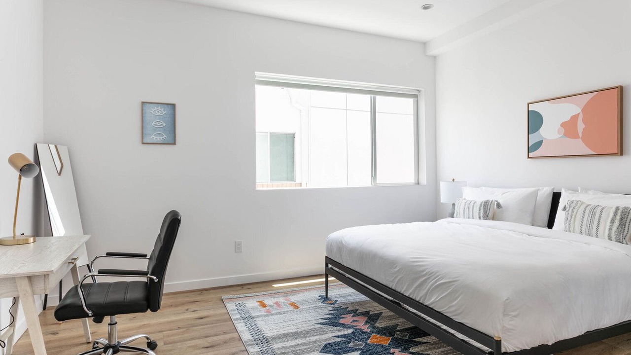 Photo of Bedroom in Valley Village