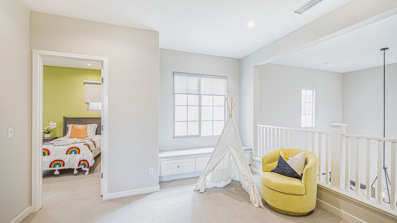 Photo of Bedroom in Portola Springs