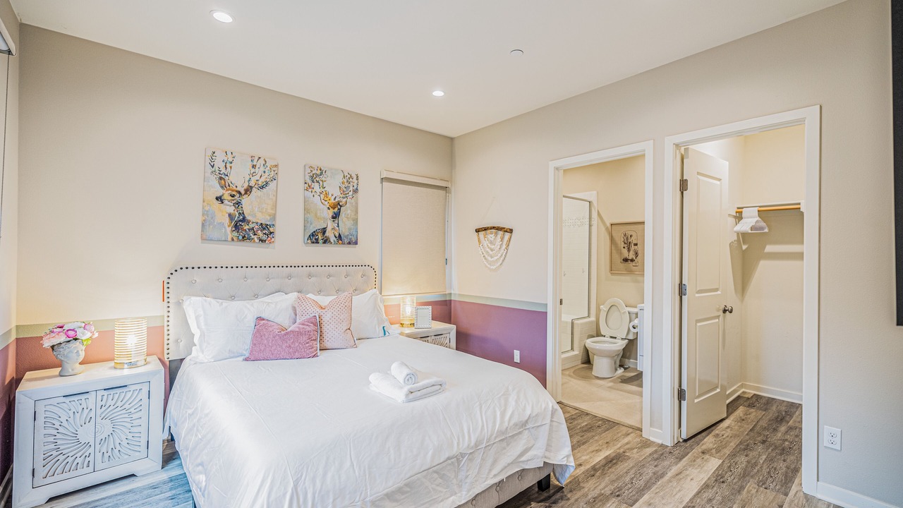 Photo of Bedroom in Portola Springs