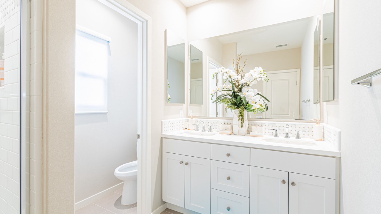 Photo of Bathroom in Portola Springs