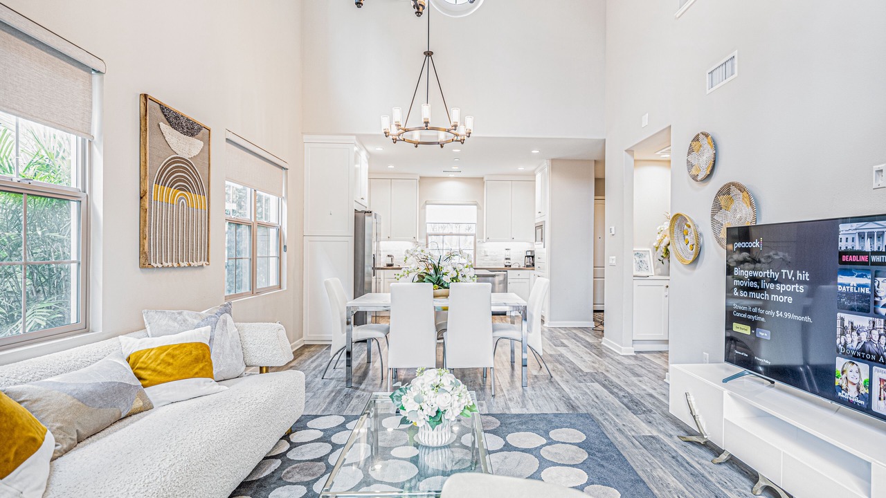 Photo of Livingroom in Portola Springs