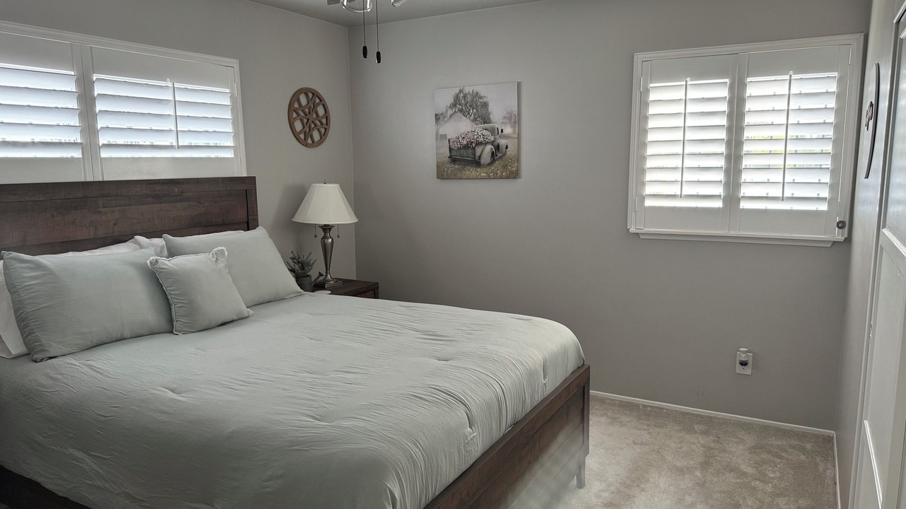 Photo of Bedroom in North Long Beach