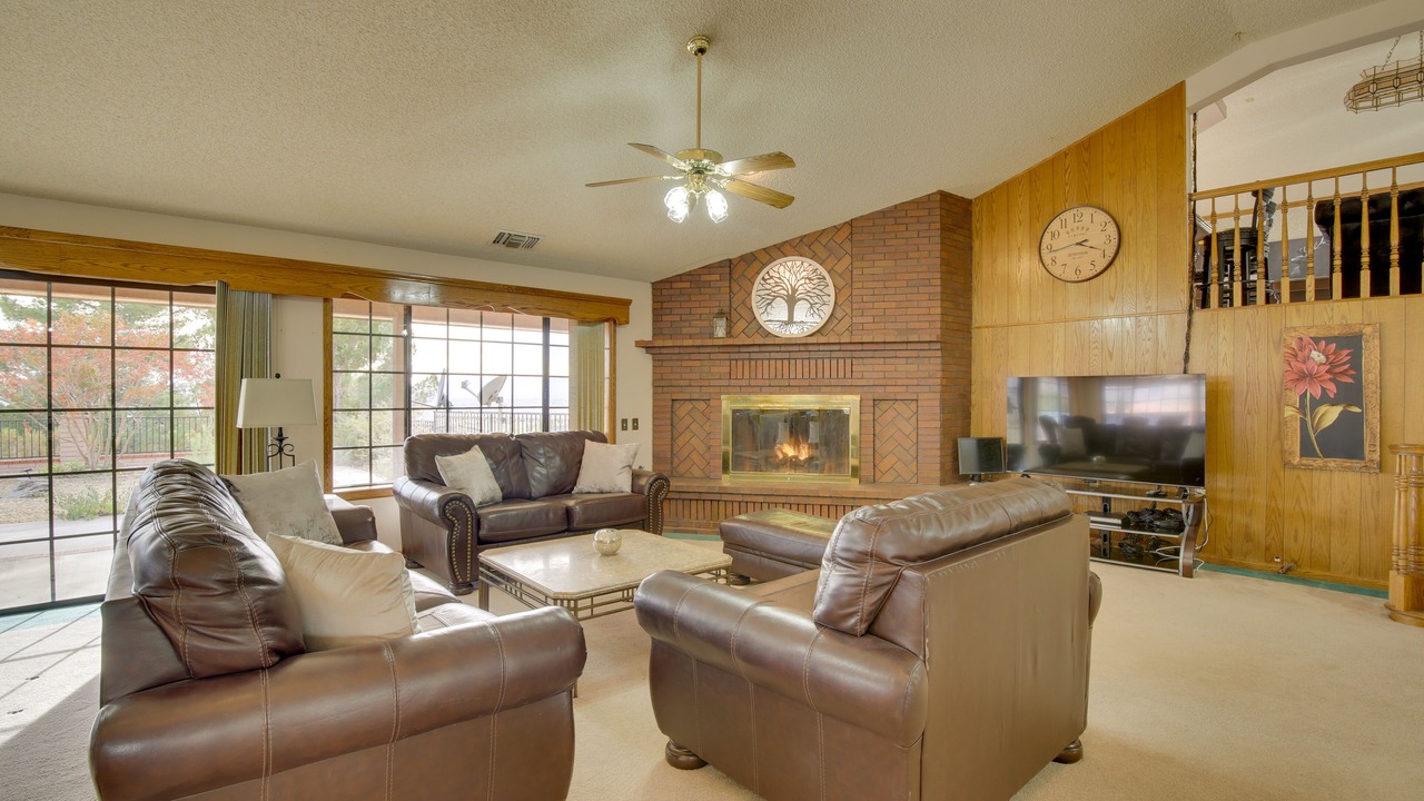 Photo of Livingroom in Apple Valley