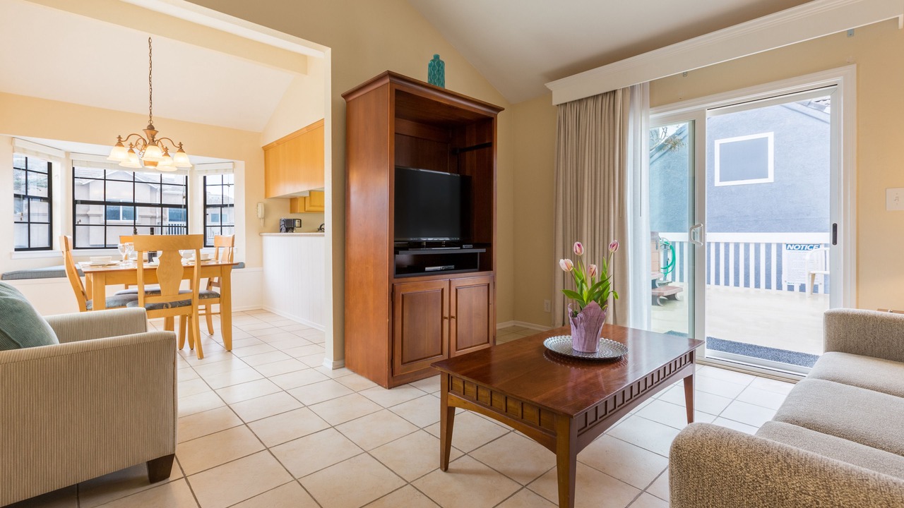 Photo of Livingroom in Oxnard Shores
