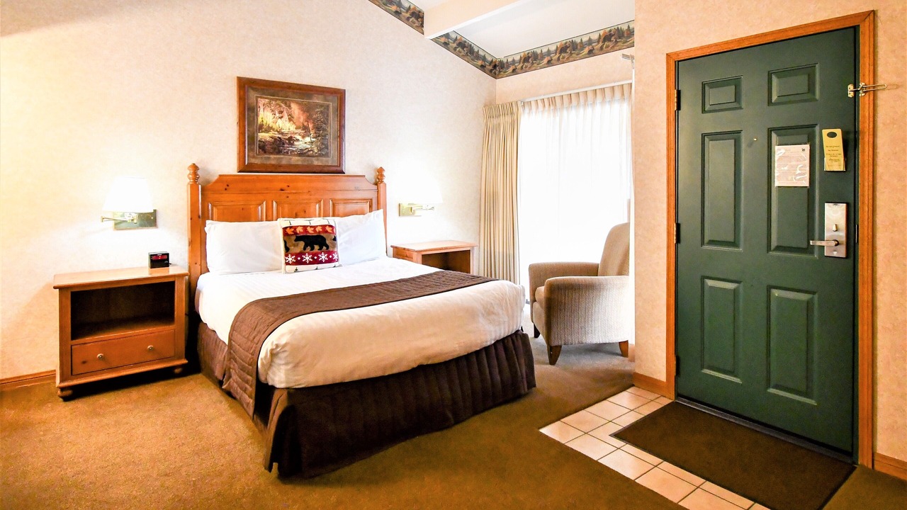 Photo of Bedroom in Big Bear Lake