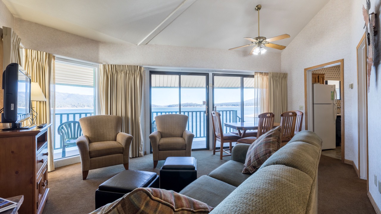 Photo of Livingroom in Big Bear Lake
