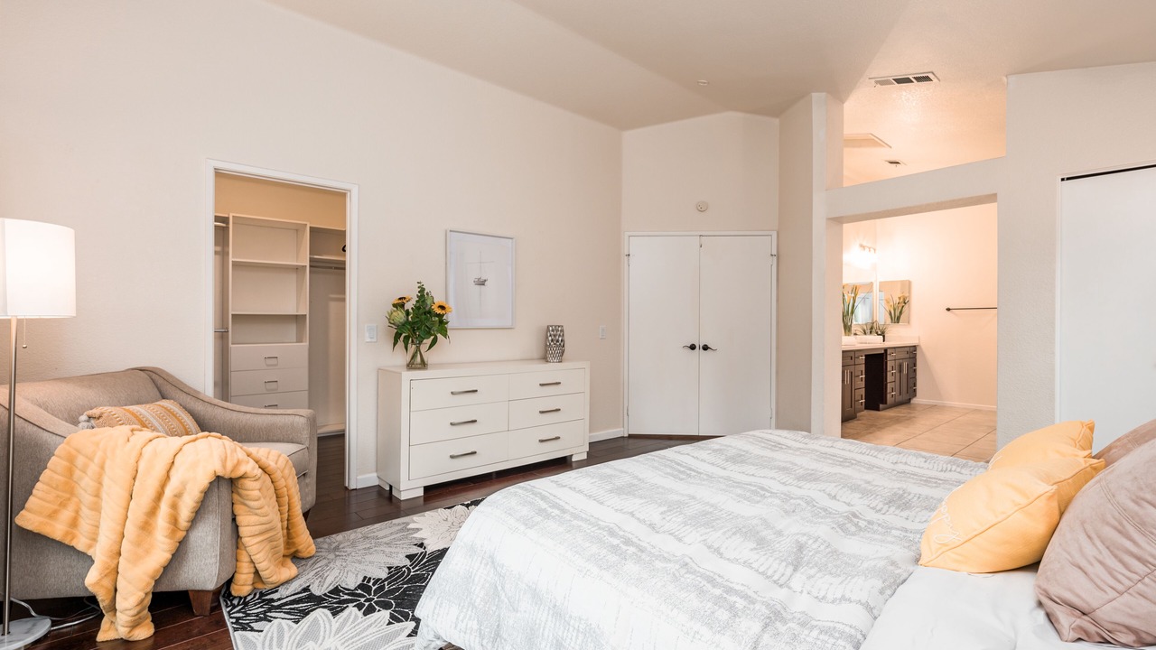 Photo of Bedroom in Riverside