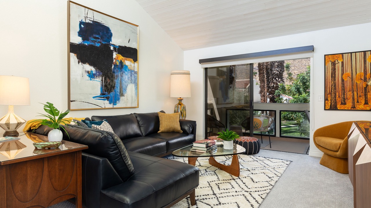 Photo of Patio Balcony in Canyon Corridor