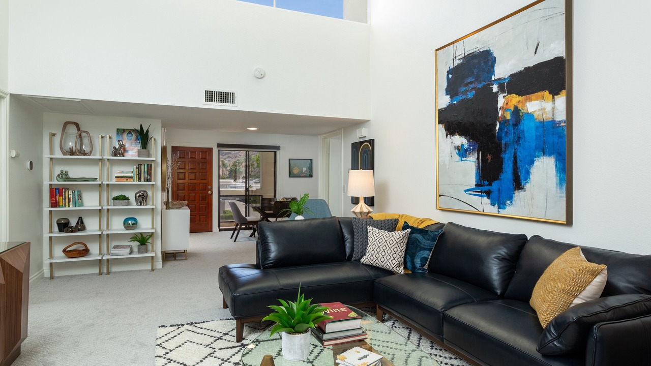Photo of Bedroom in Canyon Corridor