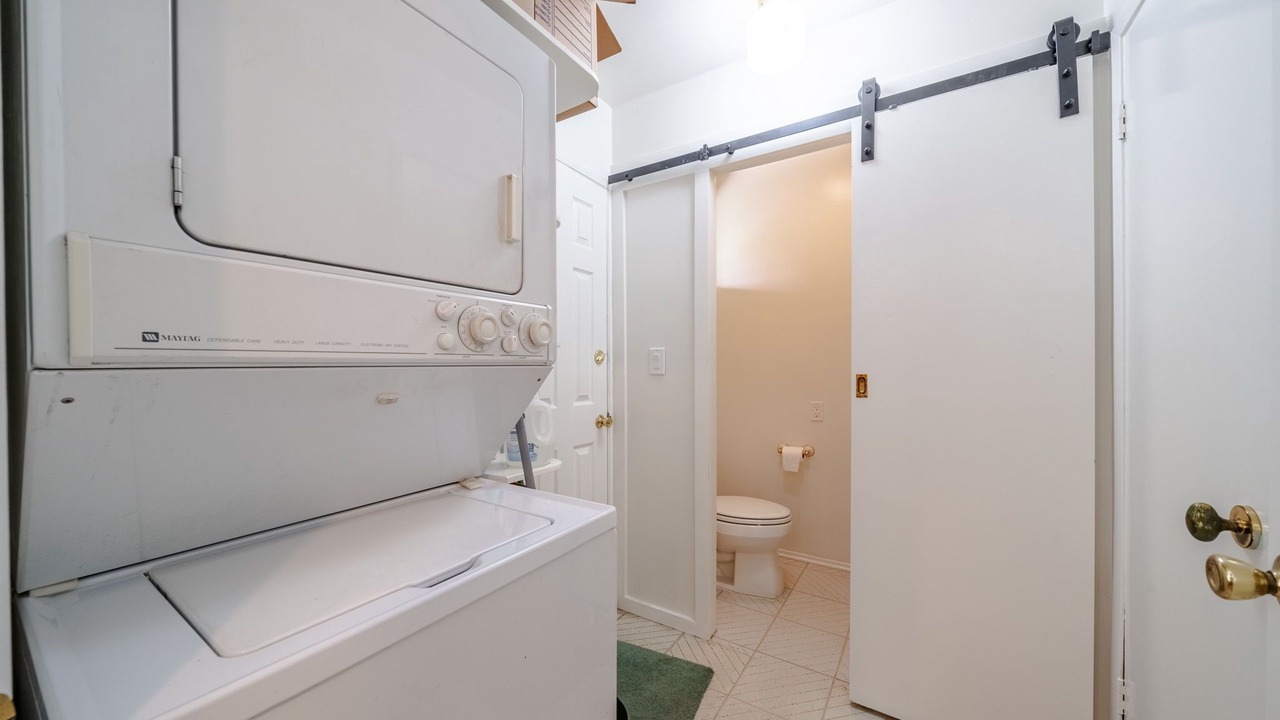 Photo of Bathroom in Lake Hollywood Estates