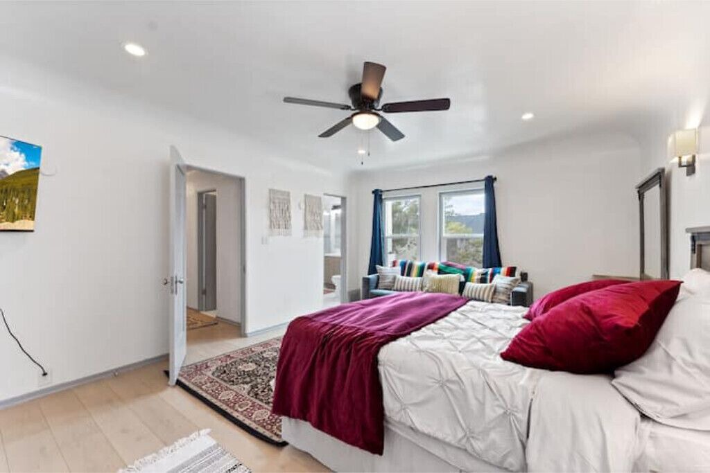 Photo of Bedroom in Carthay Circle