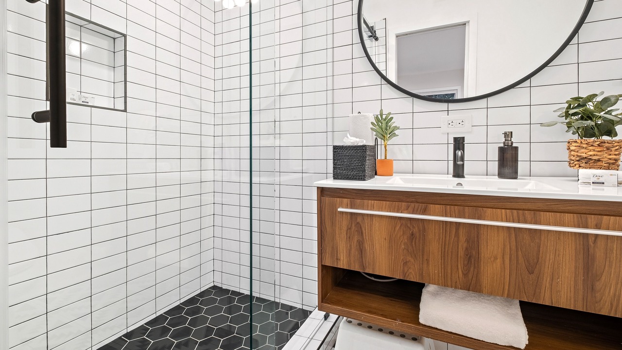 Photo of Bathroom in Central Malibu