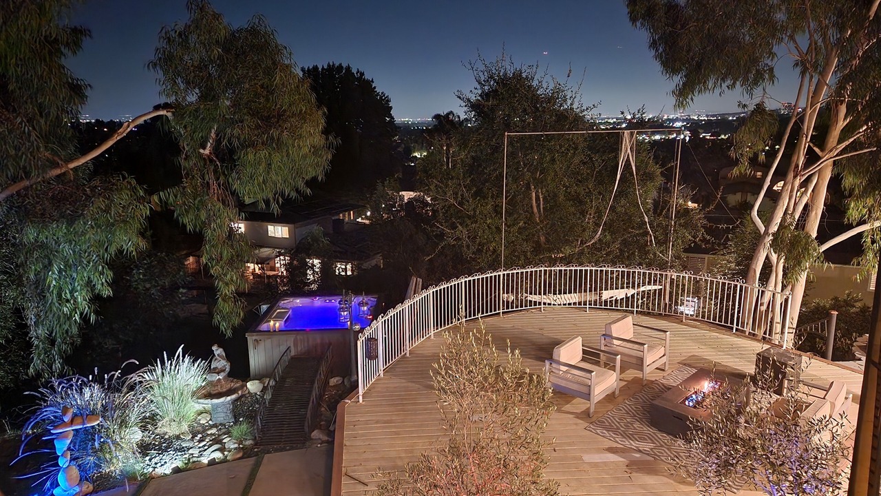 Photo of Patio Balcony in West Hills