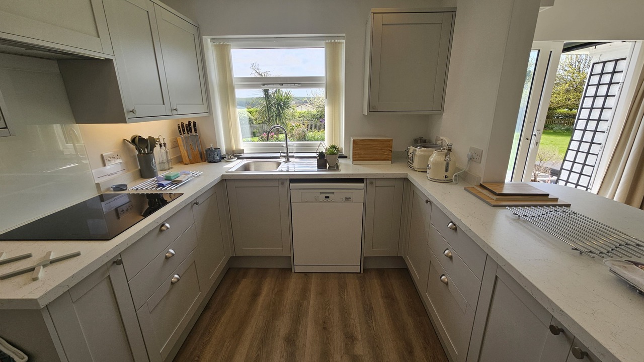 Photo of Kitchen in St. Mawes