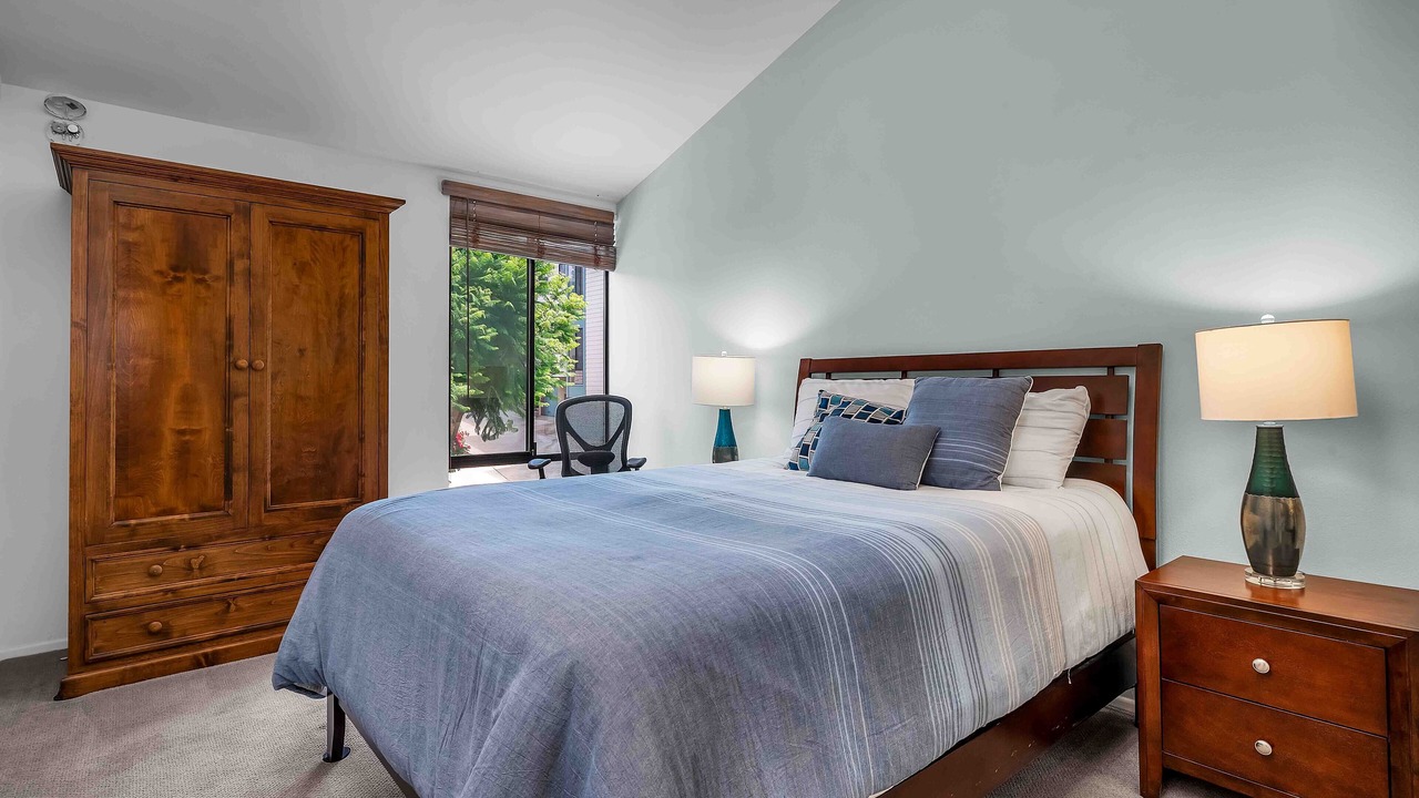 Photo of Bedroom in Redondo Beach
