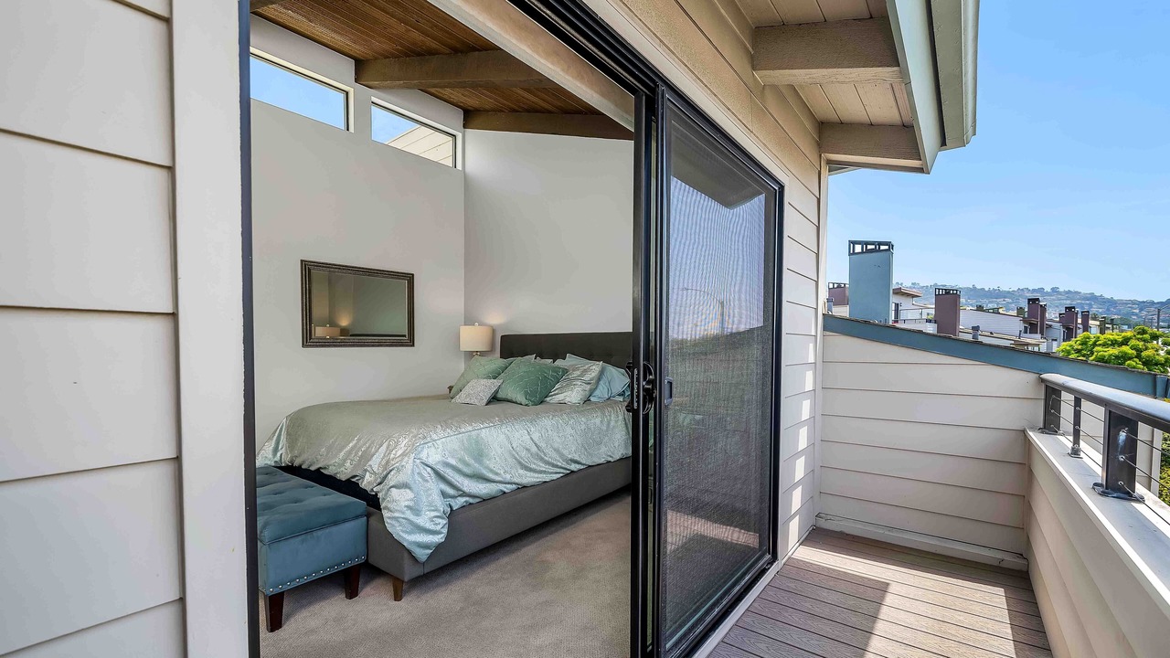 Photo of Bedroom in Redondo Beach