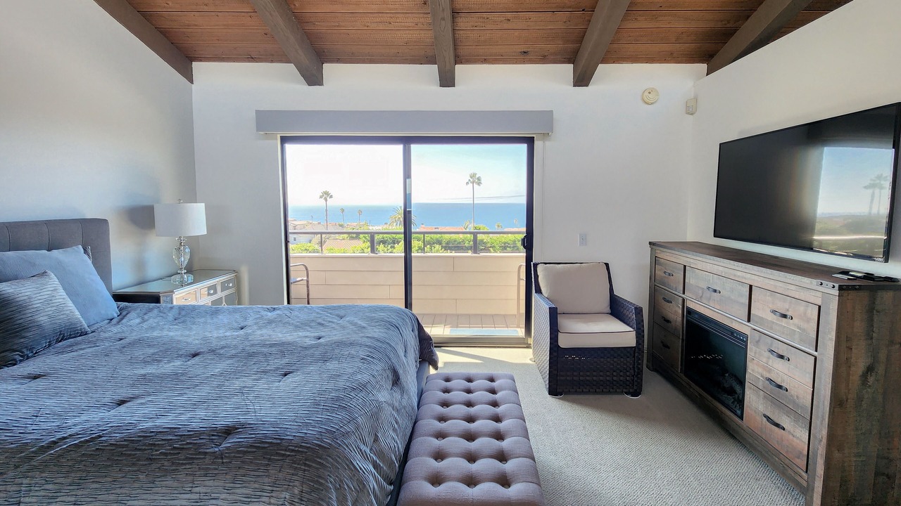 Photo of Bedroom in Redondo Beach