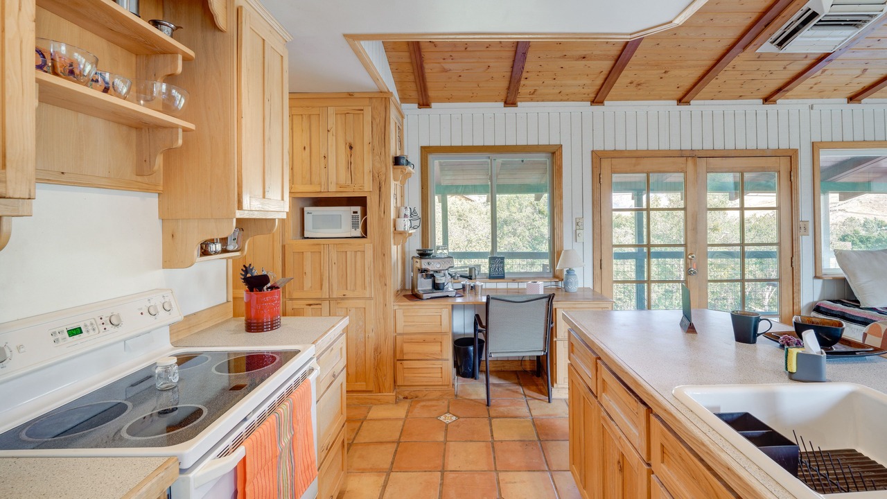 Photo of Kitchen in Kernville