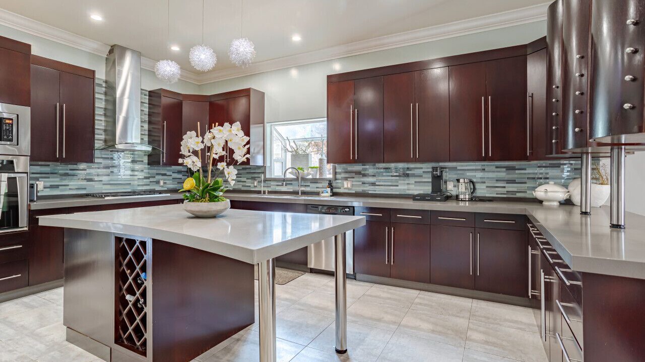 Photo of Kitchen in Valley Glen