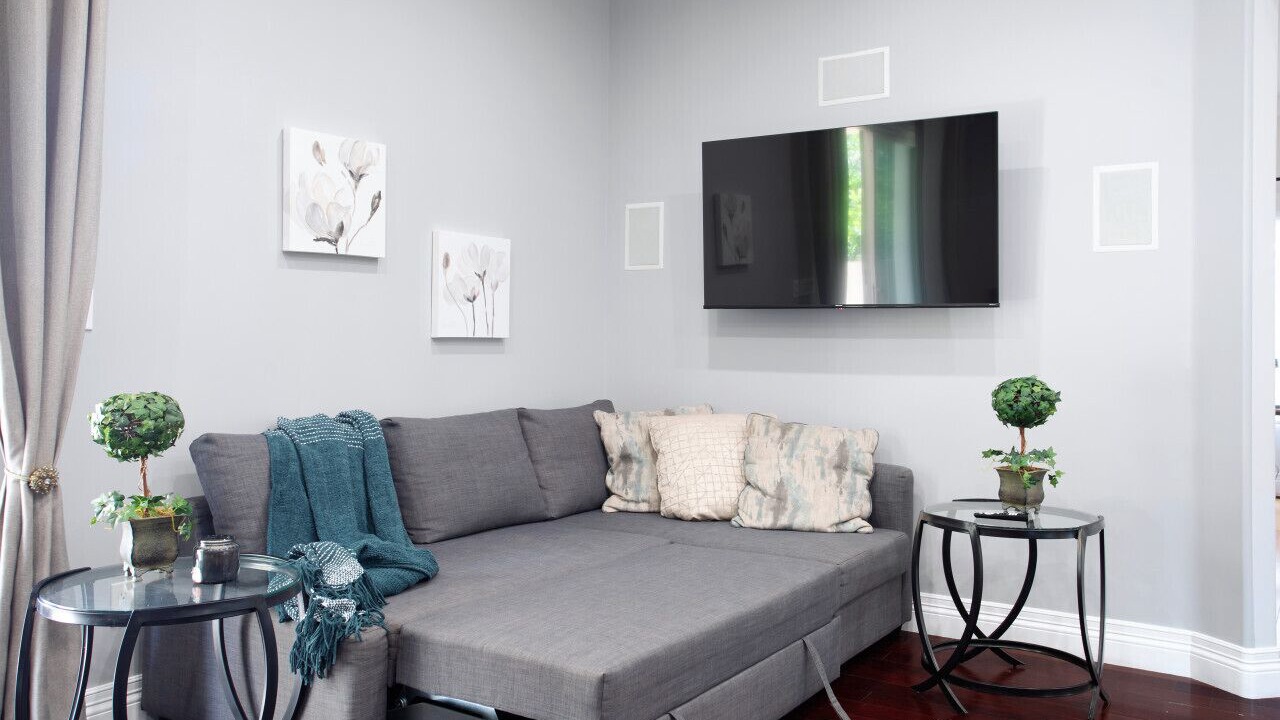 Photo of Livingroom in Valley Glen