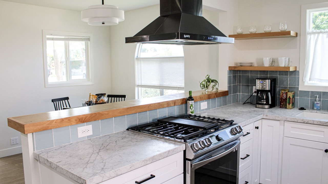 Photo of Kitchen in Del Aire