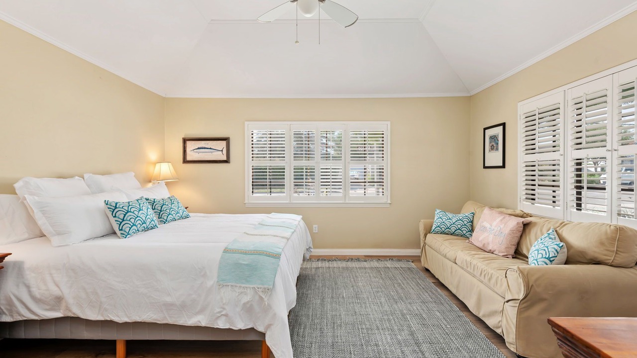 Photo of Bedroom in West Mesa