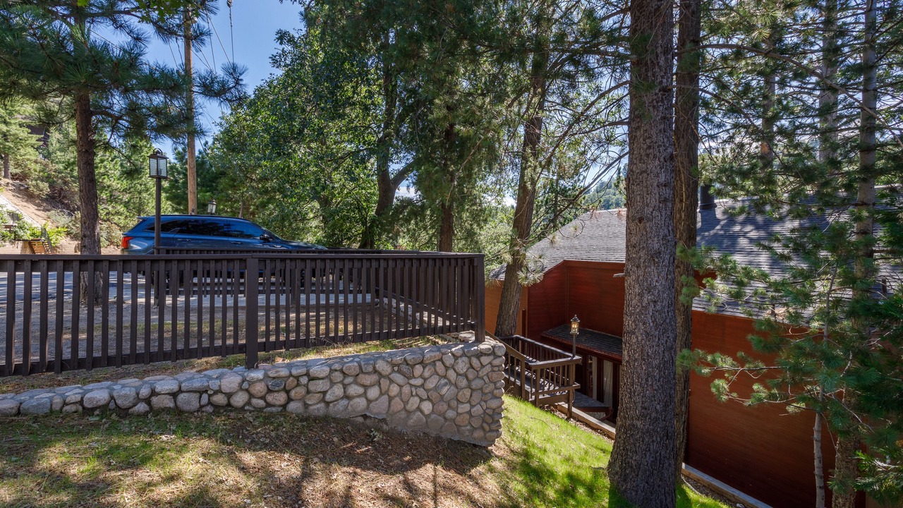 Photo of Outdoor in Lake Arrowhead
