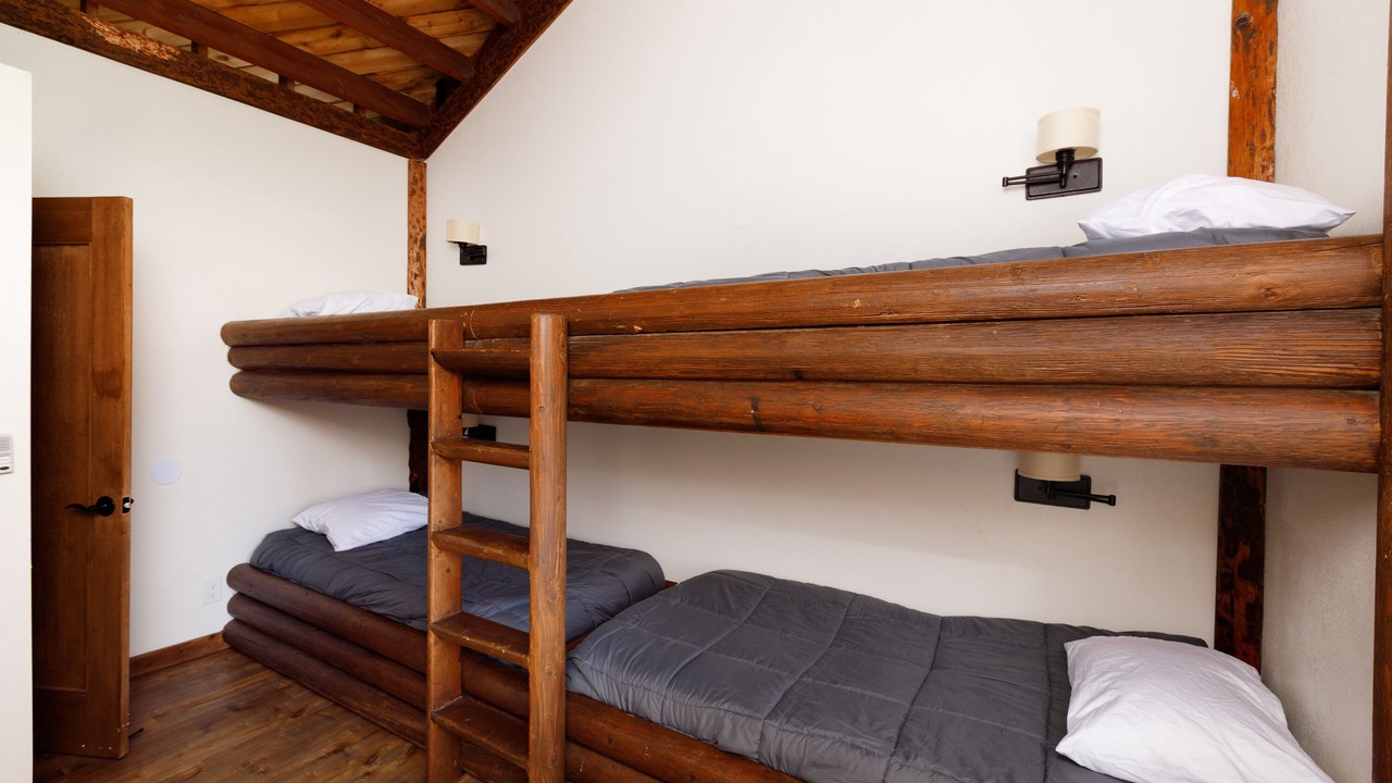 Photo of Bedroom in Lake Arrowhead