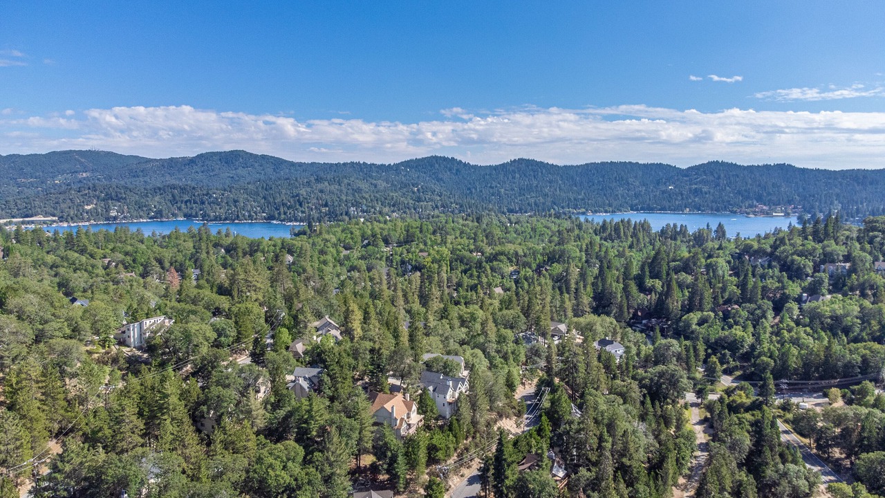 Photo of Outdoor in Lake Arrowhead
