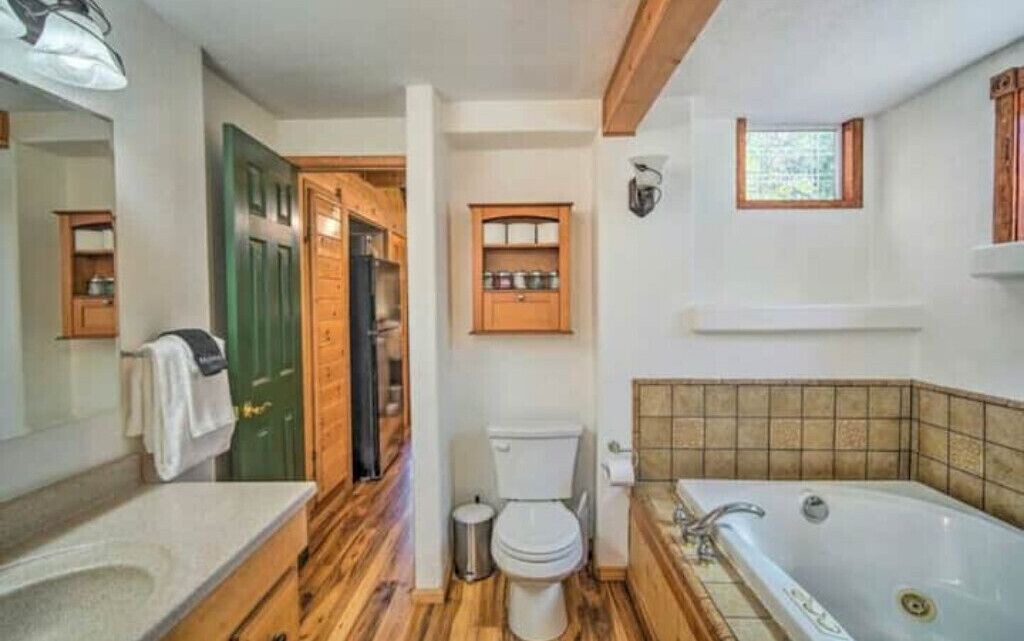 Photo of Bathroom in Sugarloaf