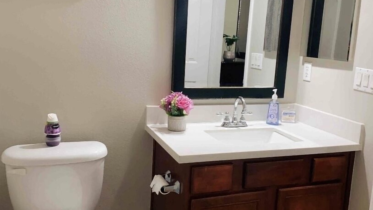 Photo of Bathroom in Eastvale