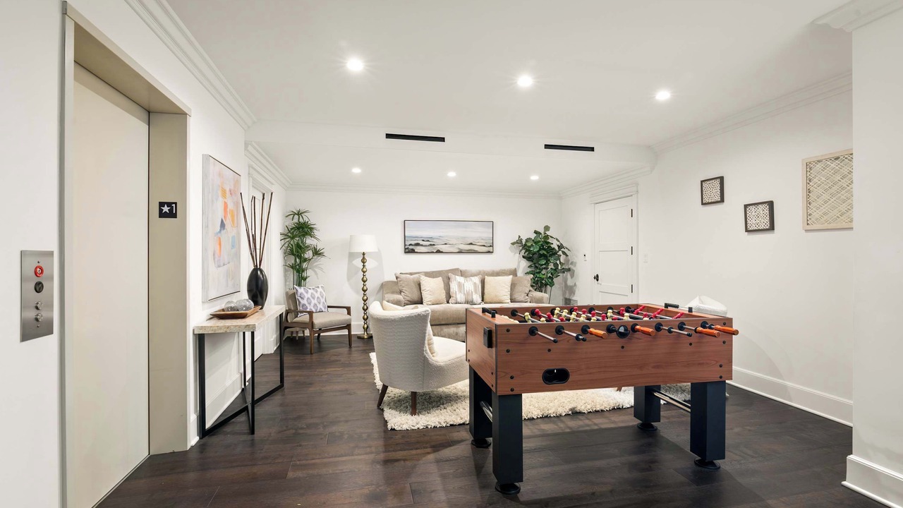 Photo of Bedroom in Village of La Jolla