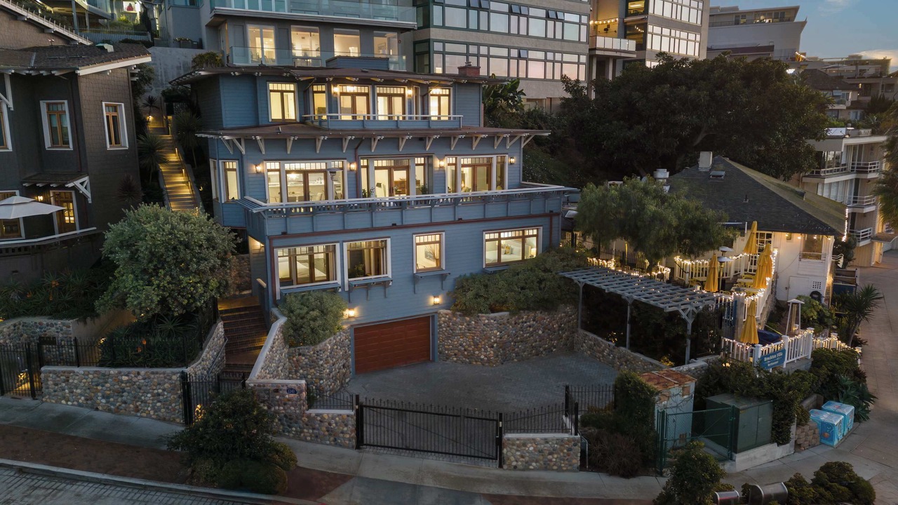 Photo of Outdoor in Village of La Jolla