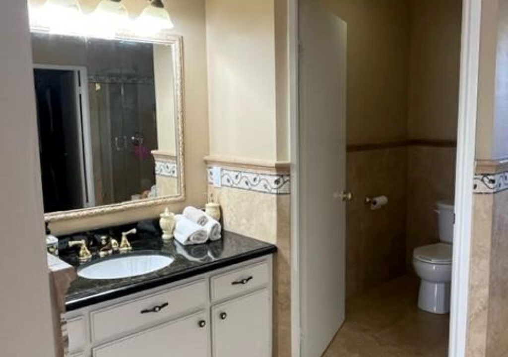 Photo of Bathroom in Sylmar