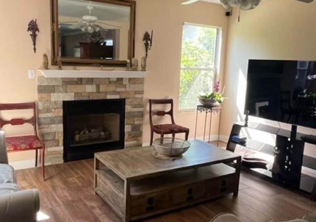 Photo of Bedroom in Sylmar