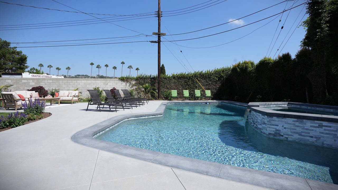 Photo of Outdoor in Orange
