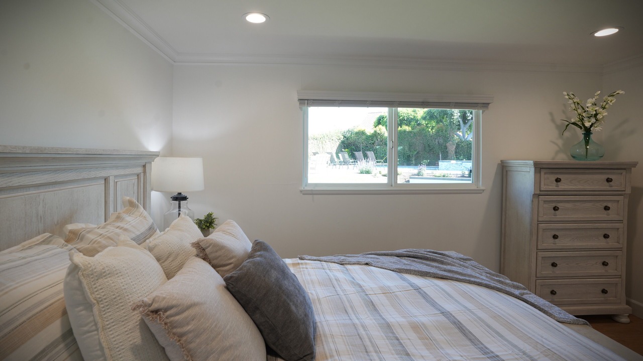 Photo of Bedroom in Orange