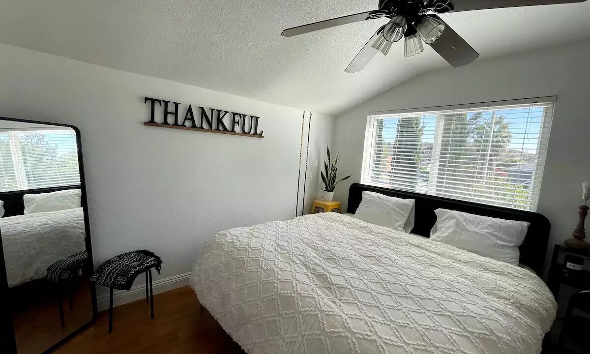 Photo of Bedroom in Santa Clarita