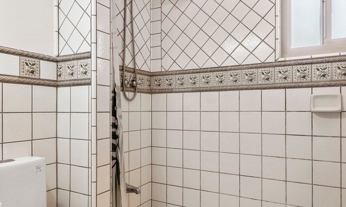 Photo of Bathroom in Hesperia