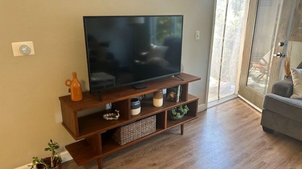 Photo of Livingroom in Saranap