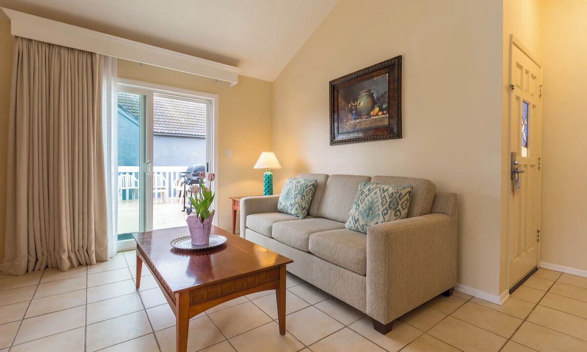 Photo of Livingroom in Oxnard Shores