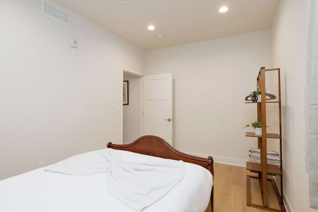 Photo of Bedroom in Rolling Hills Estates