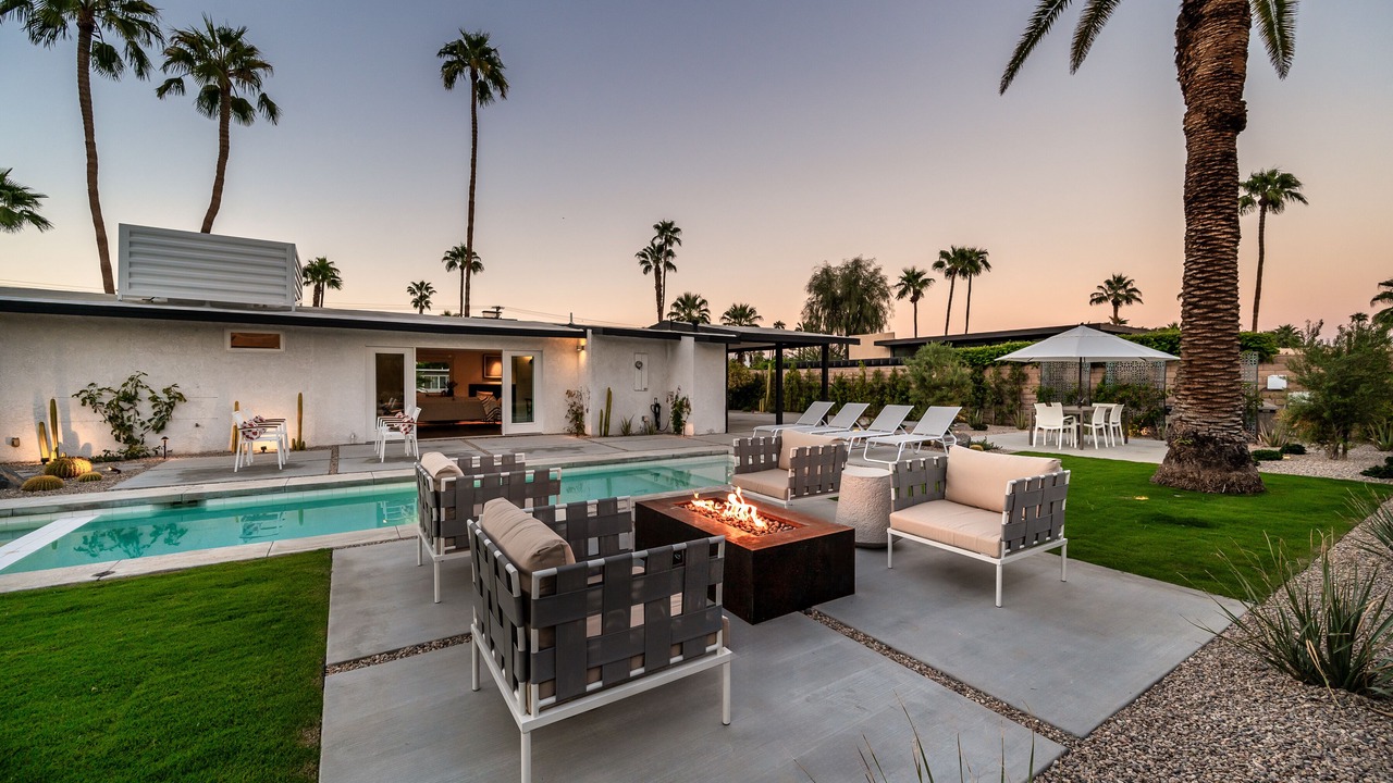 Photo of Patio Balcony in Warm Sands