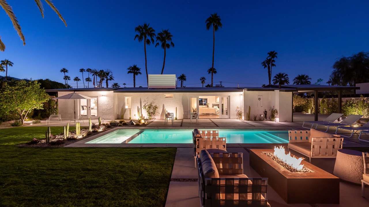 Photo of Outdoor in Warm Sands