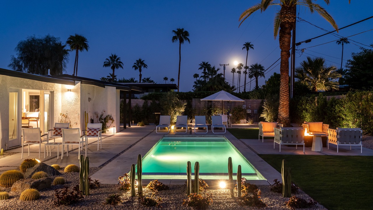 Photo of Outdoor in Warm Sands