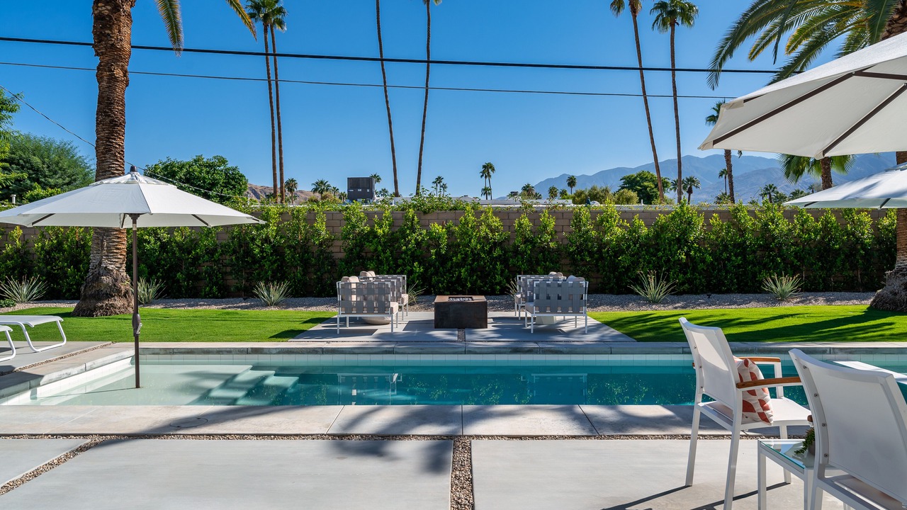 Photo of Outdoor in Warm Sands