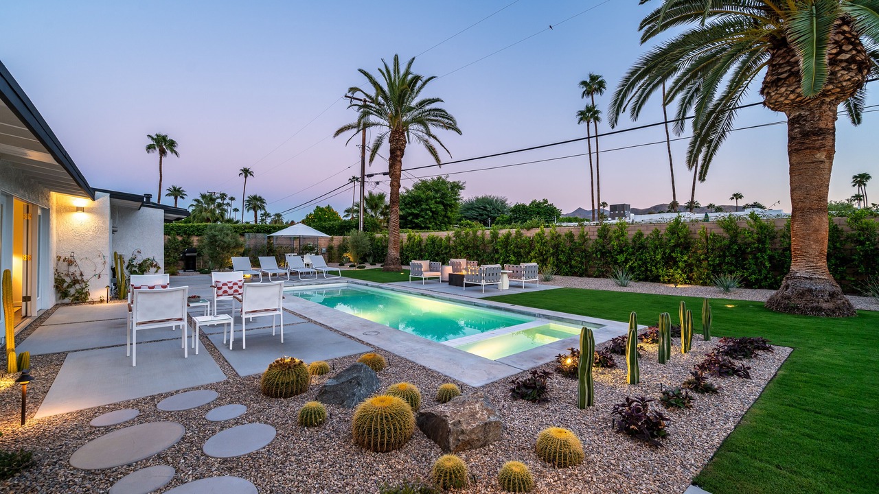 Photo of Outdoor in Warm Sands